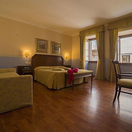 Hotel Filippeschi Orvieto Bagian luar foto